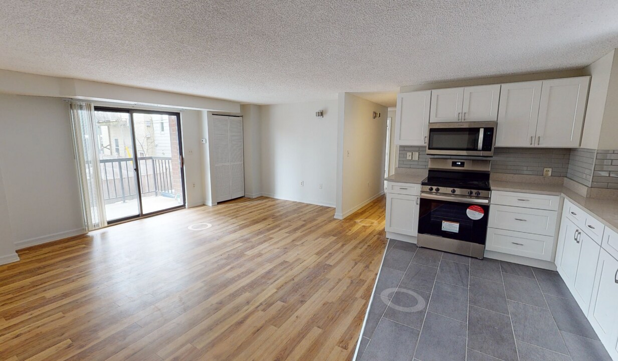 21 Elmer St in Cambridge, MA - Building Photo