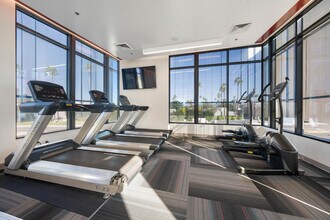 The Cortesian Apartments in Scottsdale, AZ - Foto de edificio - Building Photo