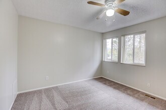 Adrienne Townhomes & Apartments in Lakewood, CO - Building Photo - Building Photo