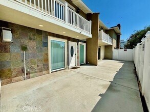 4150 Patrice Rd, Unit 1 in Newport Beach, CA - Building Photo - Building Photo