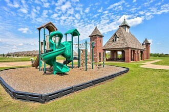 9209 SW 34th St in Oklahoma City, OK - Building Photo - Building Photo