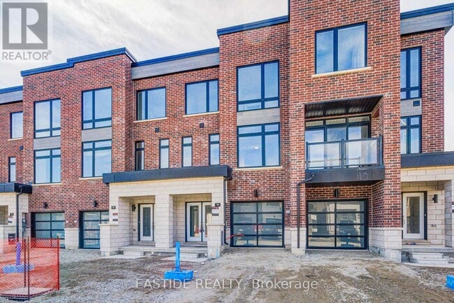 36 Danielle Moore Cir in Toronto, ON - Building Photo - Building Photo