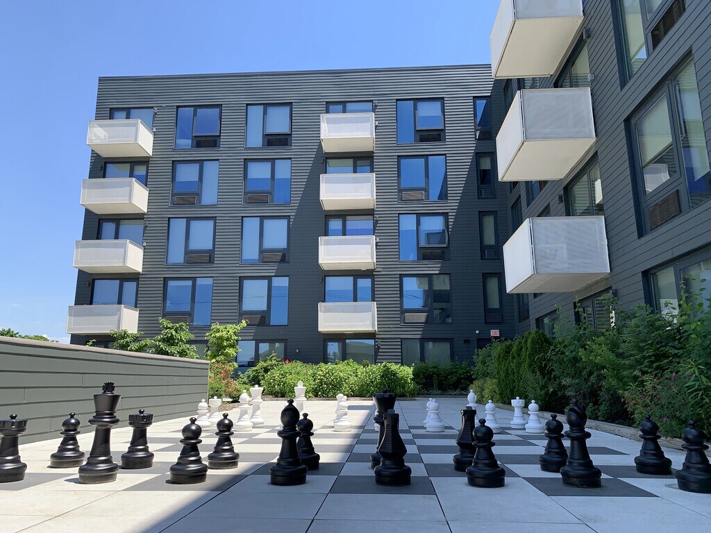 The Promenade at Central Apartments in Valley Stream, NY