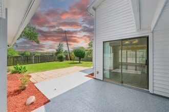 3554 Ashfield Dr in Houston, TX - Building Photo - Building Photo