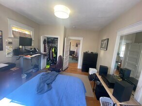 9 Aberdeen Rd, Unit #3 in Somerville, MA - Building Photo - Building Photo