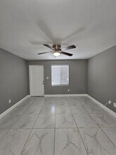 933 W 7th St in Riviera Beach, FL - Building Photo - Building Photo