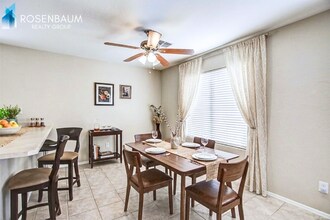 24347 N Oasis Blvd in Florence, AZ - Foto de edificio - Building Photo