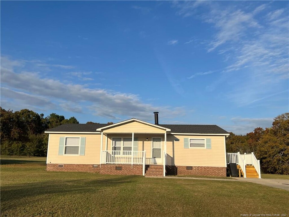 1260 Heritage Way in Cameron, NC - Building Photo