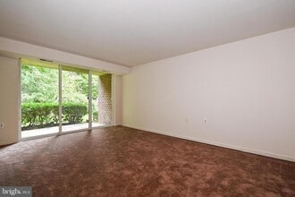 1420 Northgate Square in Reston, VA - Building Photo - Building Photo