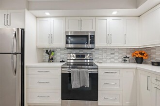 3500 Galt Ocean Dr, Unit 803 in Fort Lauderdale, FL - Building Photo - Building Photo