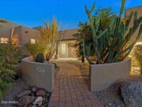 5447 E Ron Rico Rd in Cave Creek, AZ - Building Photo - Building Photo