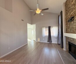 13874 N 91st Dr in Peoria, AZ - Building Photo - Building Photo