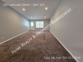 180 Lakeland Dr in Hot Springs, AR - Building Photo - Building Photo