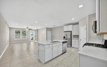 11233 Minnetta Ct in Jacksonville, FL - Building Photo - Building Photo