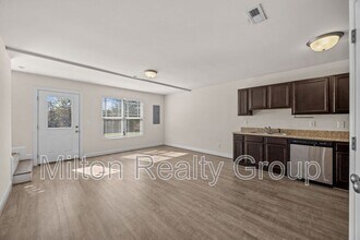 83 River Stancil Dr in Lillington, NC - Foto de edificio - Building Photo