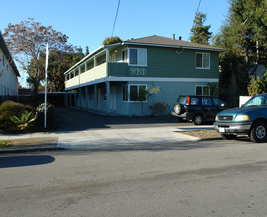 St. Croix Apartment in Mountain View, CA - Building Photo