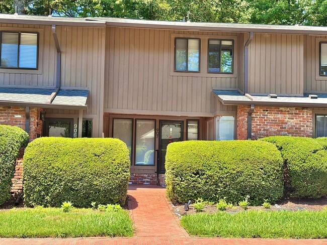 property at 907 Oak Tree Dr