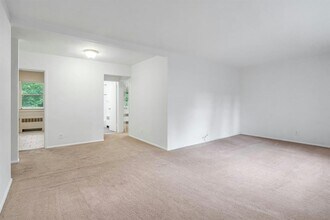 580 Bedford Rd, Unit 26 in Pleasantville, NY - Building Photo - Building Photo