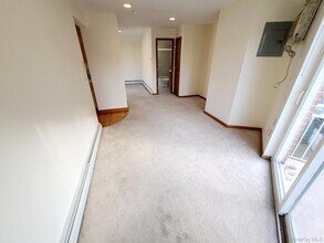 67-08 Exeter St, Unit 3 in Queens, NY - Building Photo - Building Photo