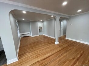 411 E Walnut St in Long Beach, NY - Building Photo - Building Photo