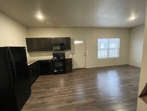 3165 S Waterview Ln in Joplin, MO - Foto de edificio - Building Photo