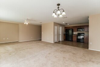 2845 Breezy Meadow Rd in Apopka, FL - Building Photo - Building Photo