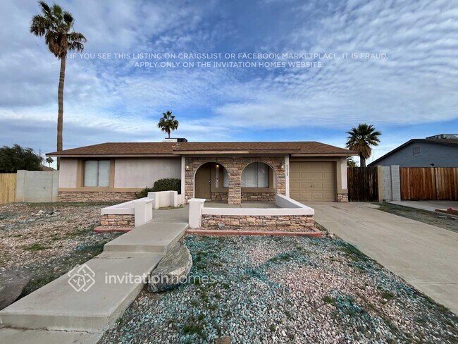 property at 8838 W Mercer Ln