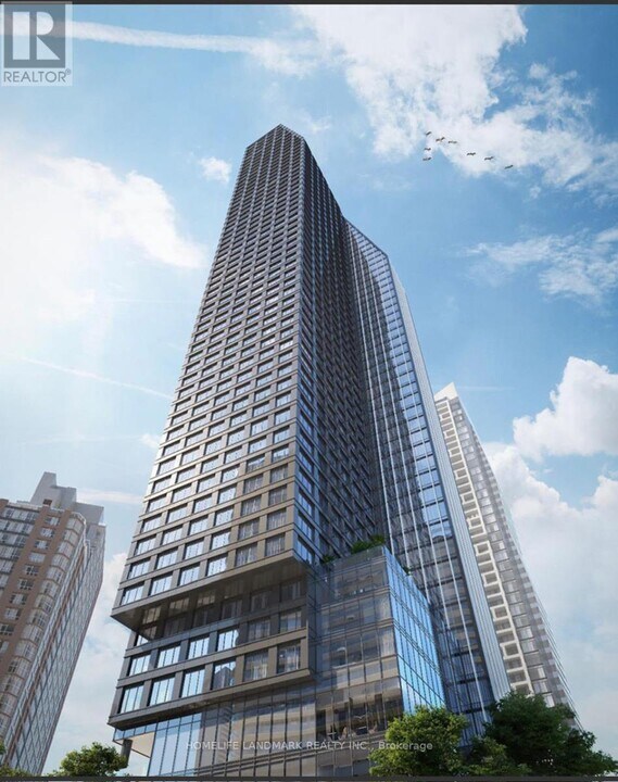 8-1708 Wellesley St W in Toronto, ON - Building Photo