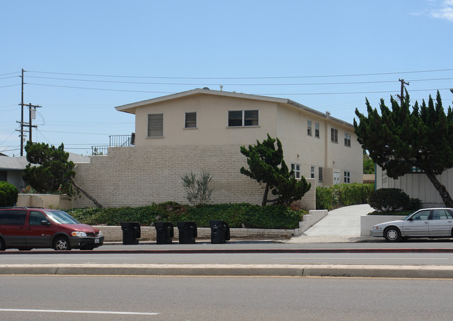 3522 College Avenue in San Diego, CA - Foto de edificio - Building Photo