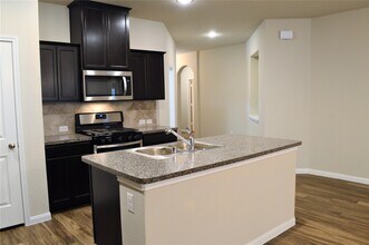 3722 Bright Moon Ct in Park Row, TX - Building Photo - Building Photo