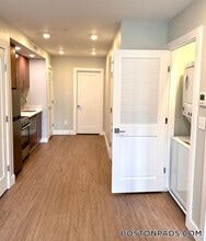 517 Main St, Unit 401 in Worcester, MA - Foto de edificio - Building Photo