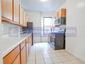 710 W 173rd St, Unit 44 in New York, NY - Foto de edificio - Building Photo