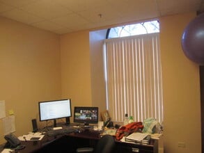 11 N Genesee St in Waukegan, IL - Building Photo - Building Photo