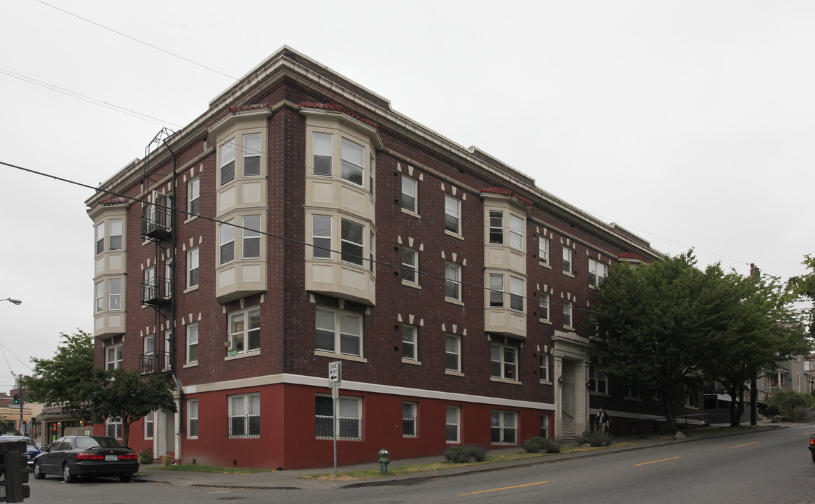 St. Florence Apartments in Seattle, WA - Foto de edificio