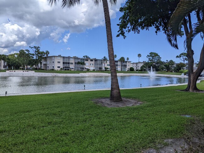 2669 Garden Dr S in Lake Worth Beach, FL - Building Photo - Building Photo