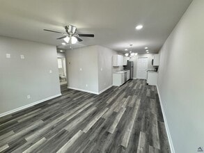 507 Young Ave in Warner Robins, GA - Building Photo - Building Photo