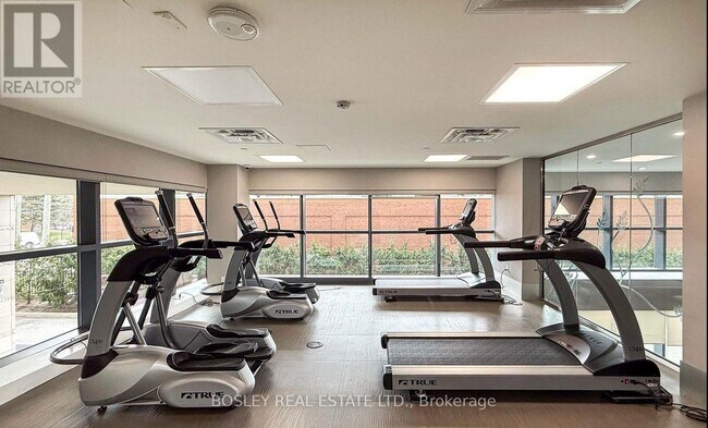 204-7608 Yonge St in Vaughan, ON - Building Photo - Building Photo