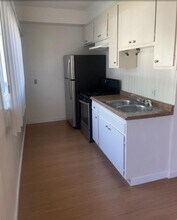 1310 N Marengo Ave in Pasadena, CA - Building Photo - Building Photo