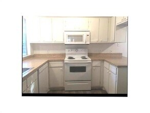 1302 Mohawk Dr in Arlington, TX - Building Photo - Building Photo