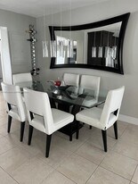 12770 SW 18th St in Miami, FL - Building Photo