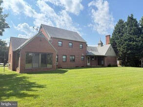 112 St Marys Ave in La Plata, MD - Building Photo - Building Photo