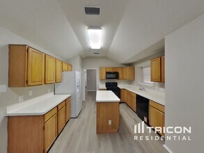 1624 Bent Brook Dr in Mesquite, TX - Building Photo - Building Photo