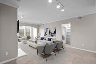 The Clairborne Apartment Homes in Grand Prairie, TX - Building Photo