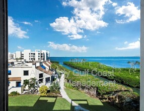 1932 Harbourside Dr in Longboat Key, FL - Building Photo - Building Photo