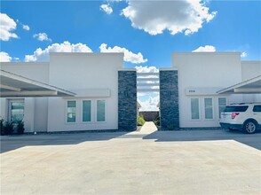2014 Summerland Ln in Edinburg, TX - Building Photo - Building Photo