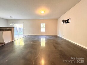 6903 Ware Rd in Charlotte, NC - Building Photo - Building Photo