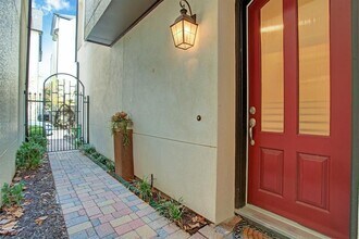 1835 Upland Lakes in Houston, TX - Building Photo - Building Photo