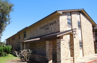 Cloisters West Apartments