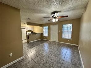 4607 E 12th St in Austin, TX - Building Photo - Building Photo