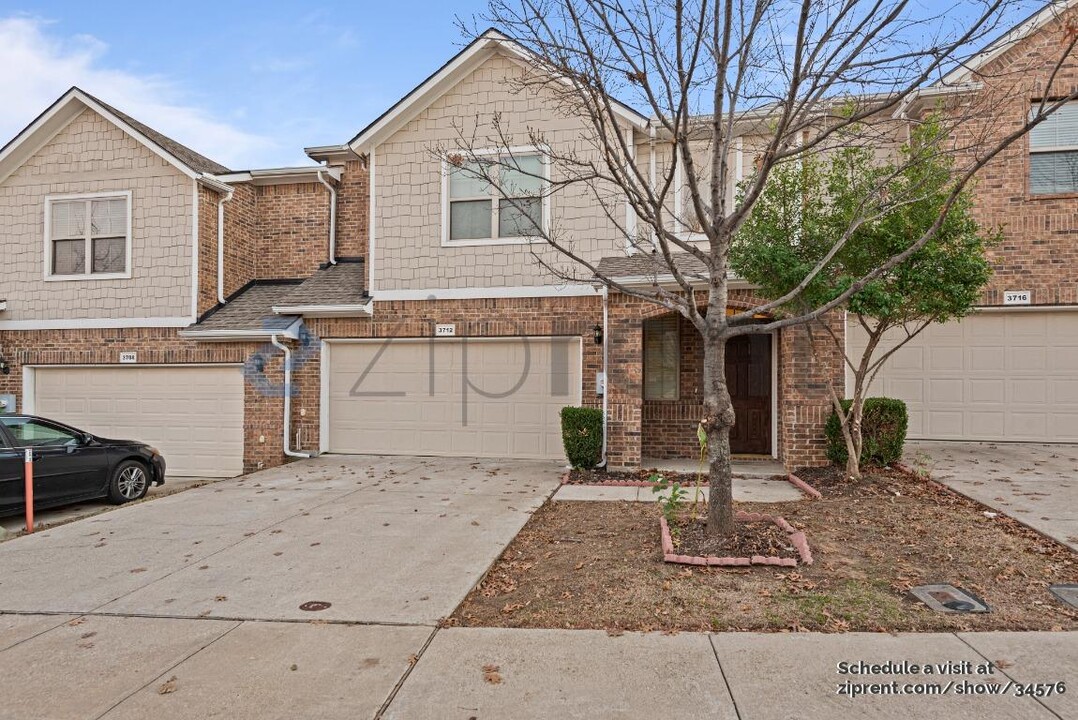 3712 Sicily St in Irving, TX - Building Photo